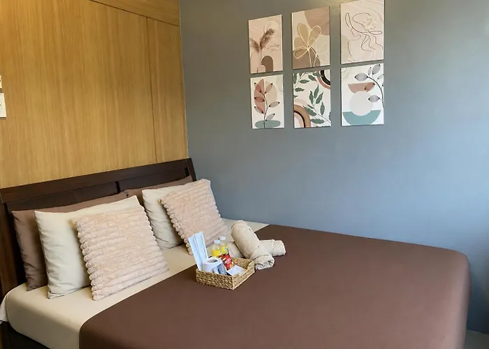 Leigh's Staycation At Shell Residences * Manila